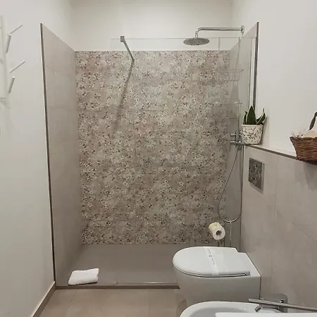 Timpabella House אסראלה