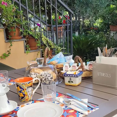 Timpabella House לינה וארוחת בוקר אסראלה