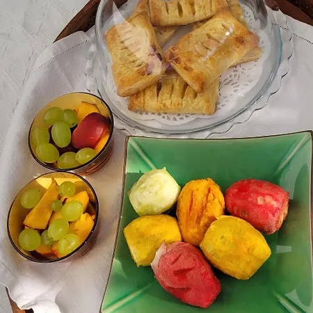 Timpabella House לינה וארוחת בוקר אסראלה